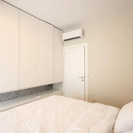 Giselle Escape Apartment