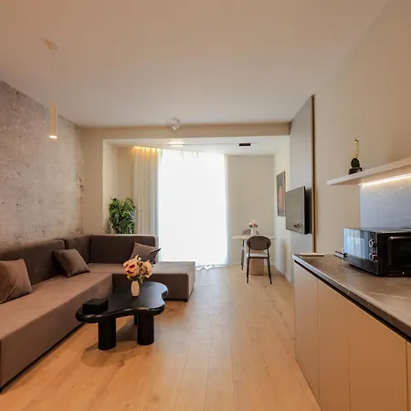 Giselle Escape Tirana