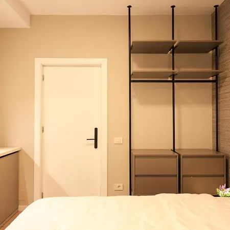 Giselle Escape Apartment *