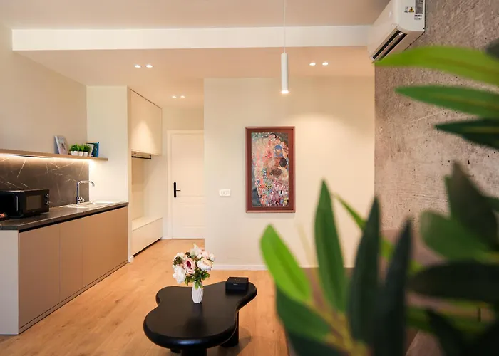 公寓 Giselle Escape 地拉那